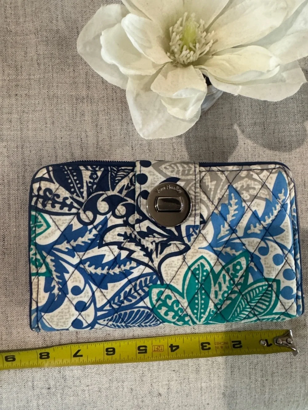 Vera Bradley Blue Teal Floral Quilted Wallet with Silver Turn-Lock - Picture 2 of 7